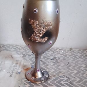 Elegant Silver Rhinestone Wine Glass
